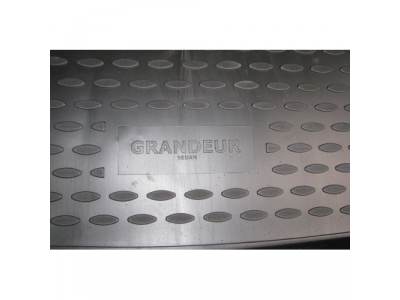 Коврик в багажник HYUNDAI Grandeur 05/2005->, сед. (полиуретан)