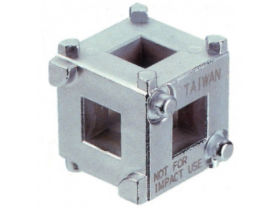 Насадка для вдавливания поршней тормозных цилиндров универсальная от LICOTA Насадка для вдавливания поршней тормозных цилиндров универсальная