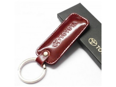 Брелок прямоугольный Toyota Key Pendant, Red, артикул OT1100320T от Toyota Брелок прямоугольный Toyota Key Pendant, Red, артикул OT1100320T