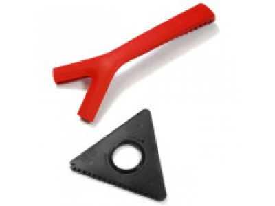 Многофункциональный скребок с рукояткой Audi Ice Scraper, Multi-functional, Red/Black от VAG Многофункциональный скребок с рукояткой Audi Ice Scraper, Multi-functional, Red/Black